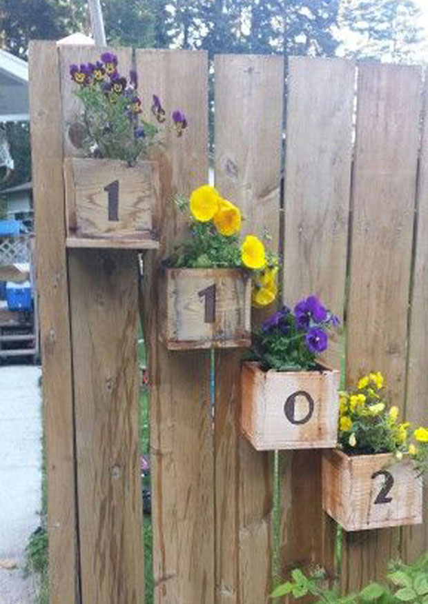12 Wonderful DIY Planter Ideas for Your Front Porch Cool Planter Ideas For Porch Decorating 6