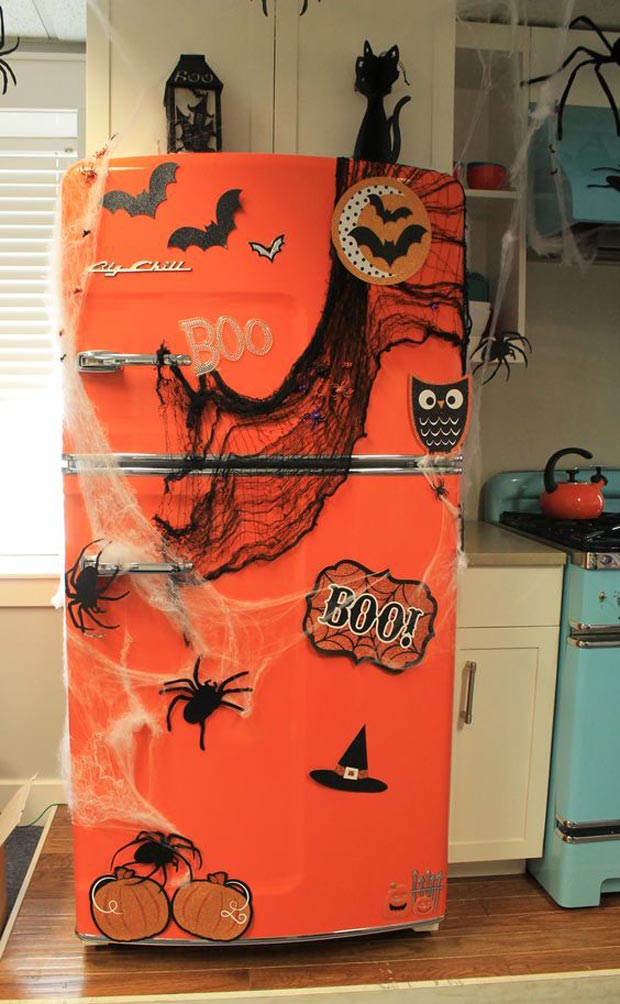 15 Cool Ideas to Decorate a Spooky Halloween Kitchen - Proud Home Decor