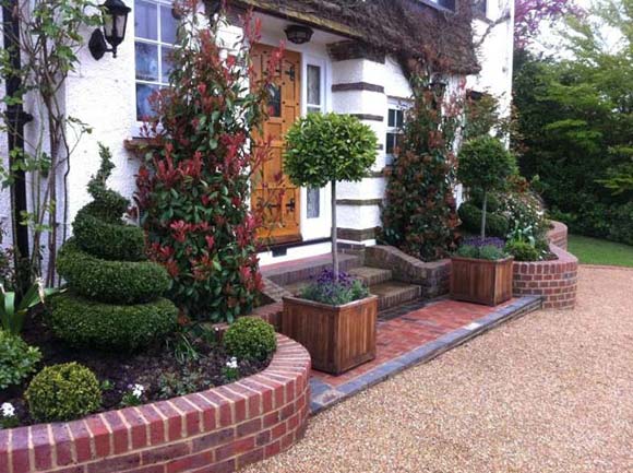  Unique Brick Landscaping Ideas You Will Admire - Brick Planter Ideas For Front Of House