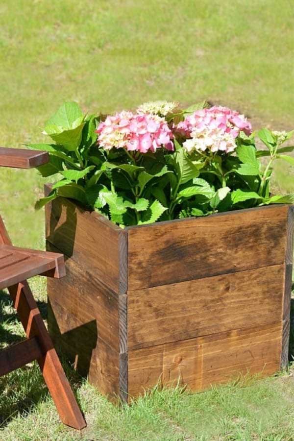 DIY Drop Cloth & Cement Planters - Infarrantly Creative